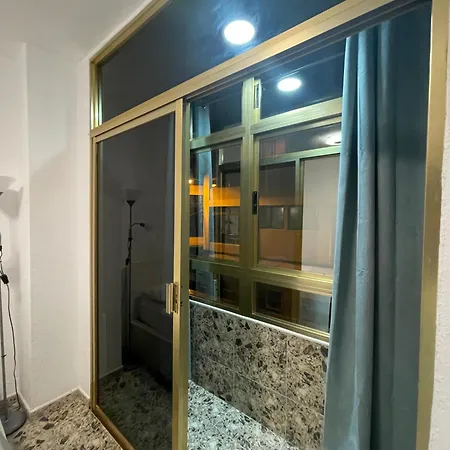 Affordable For Large Families And Groups At Canteras With 3 Bedrooms And Free Parking Appartement Las Palmas de Gran Canaria